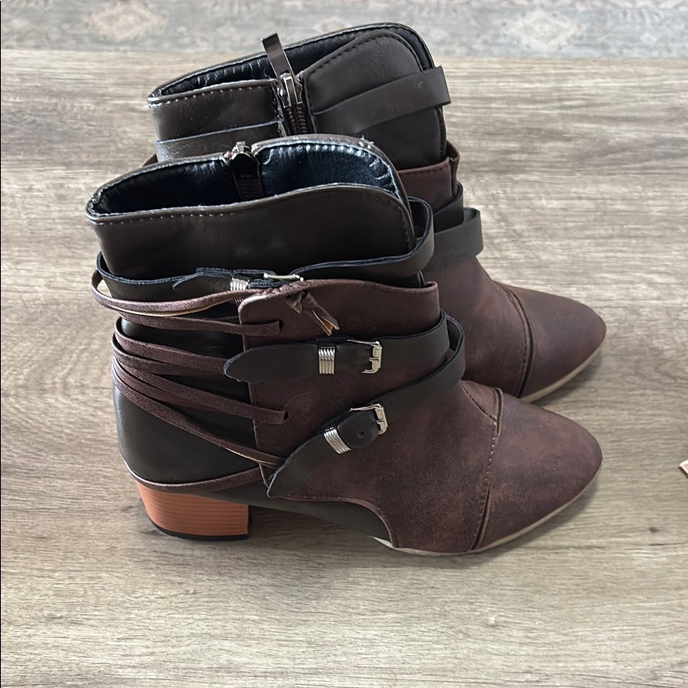 No brand Brown and Black Ankle Boots with Straps and Buckles